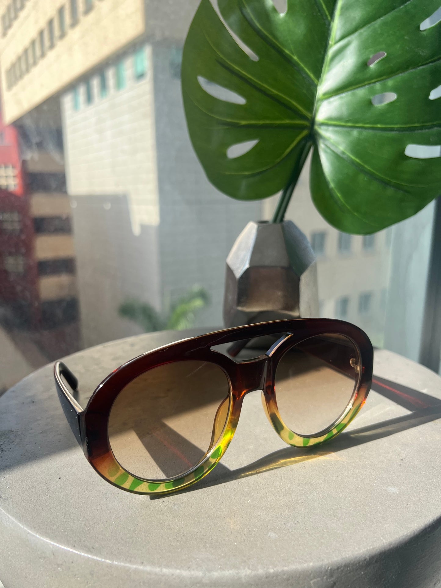 Miami fashion shades (green)