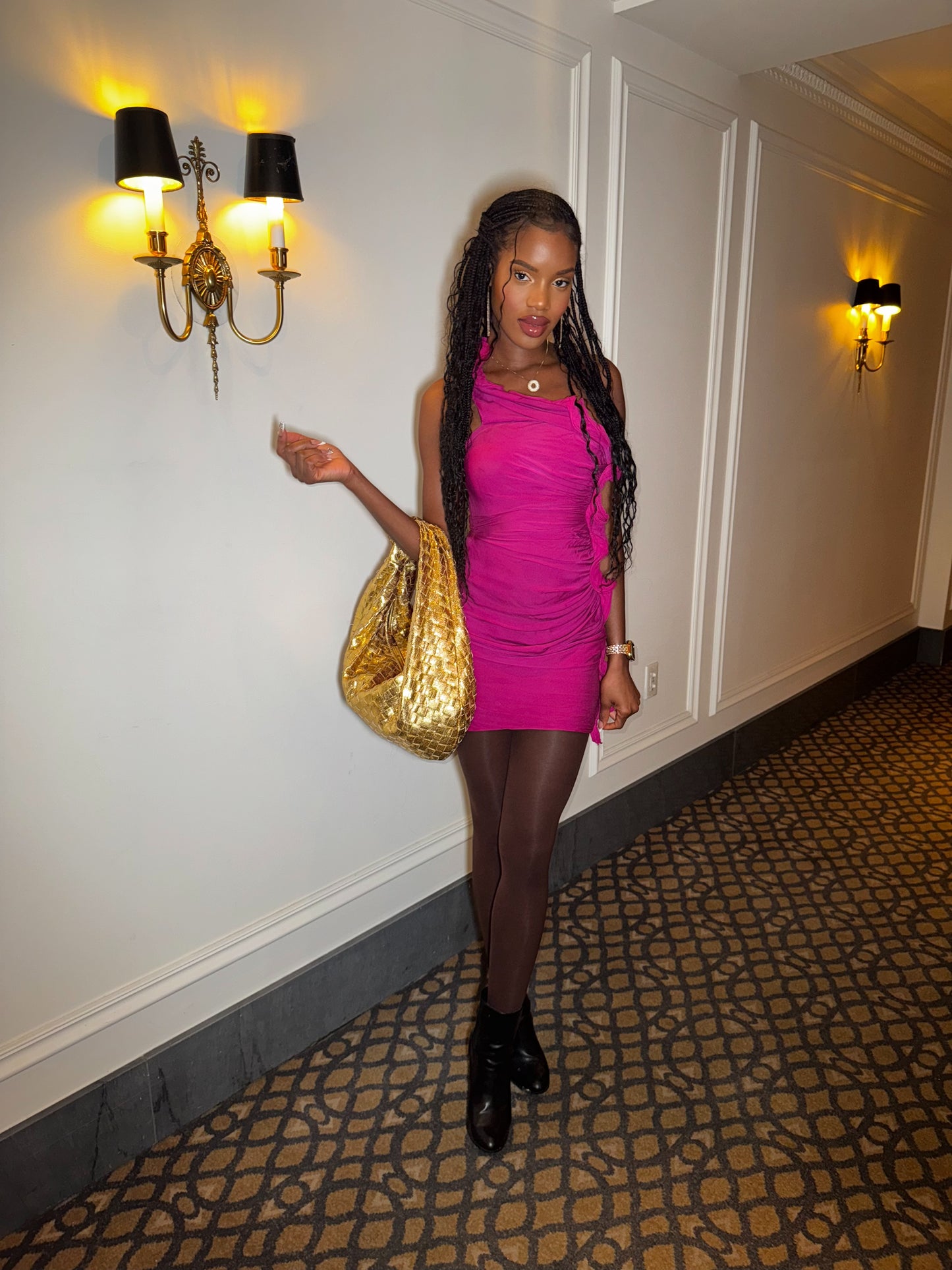 Chic woven gold shoulder bag