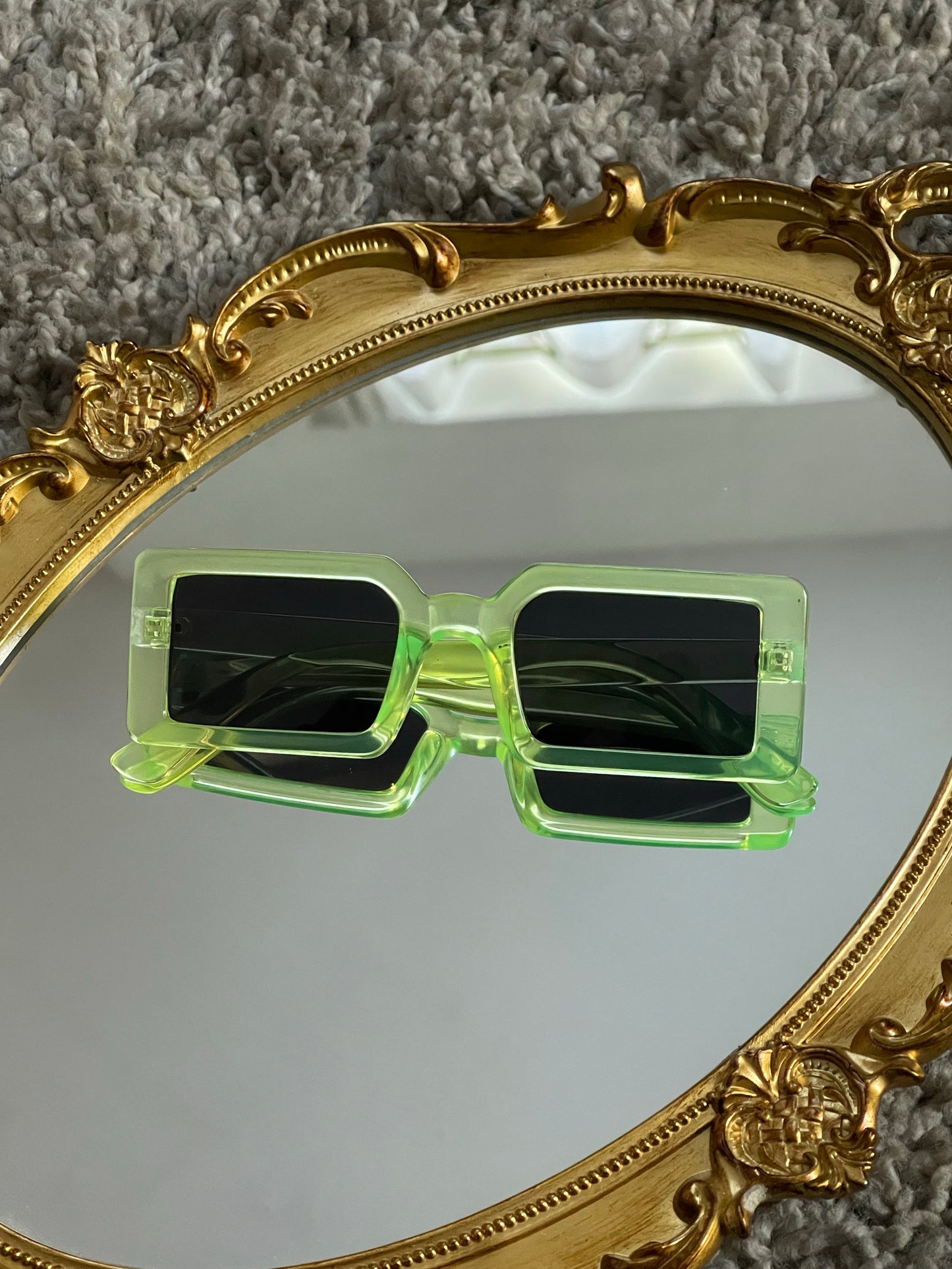 Helen Shades Green